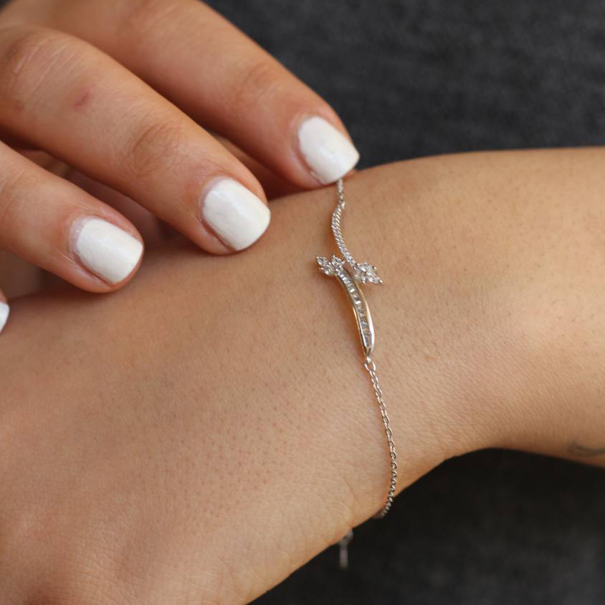 دستبند زنانه اشک